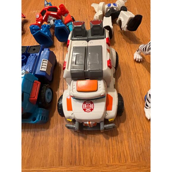 Playskool Hero’s Transformers Rescue Beast Bots Mixed Lot Of 7 - Picture 5 of 8
